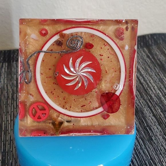 Rainbow Orgonite Hand Crafted - Picture 5 of 7